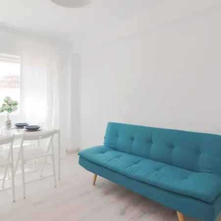 C85 - Brand New 3 Bedroom By The Center *